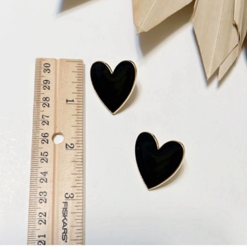 Black enamel heart earrings #546 - Picture 4 of 5